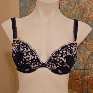 38B La Perla Navy Blue and White Floral Lace Bra Miss Studio Vintage